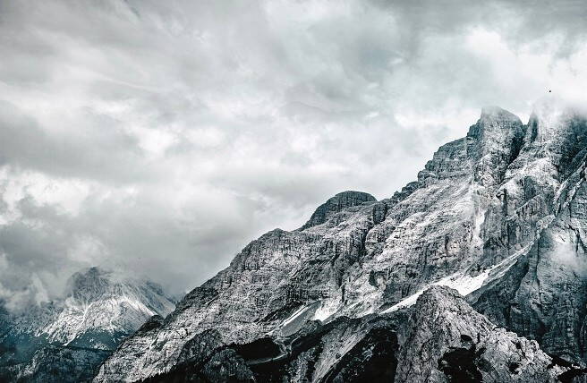 fair_recycling_swiss_charter_berg.jpeg Schweizer Berglandschaft